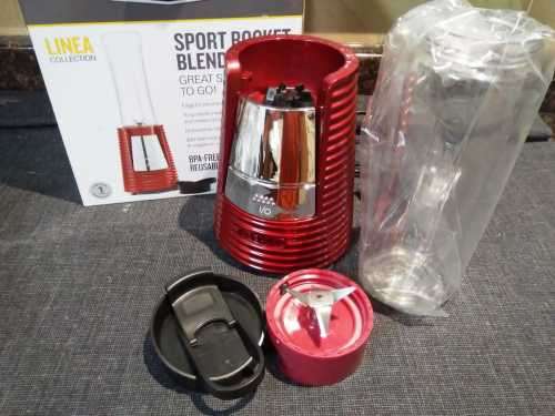 Gym Sports Blender machine for shakes and smoothies BELLA brand