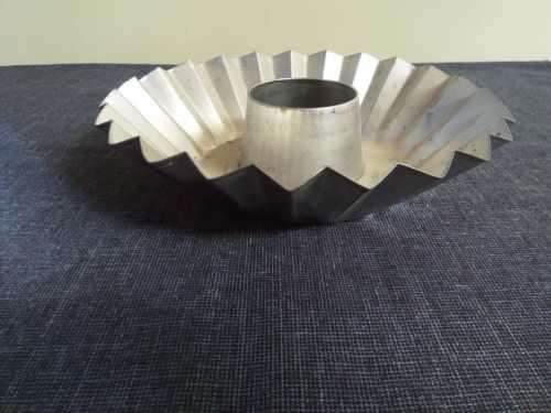 Large Swirl bundt ring baking cake pan