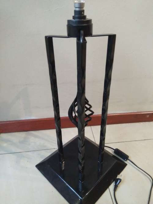 Wrought iron lamp stand - gloss black
