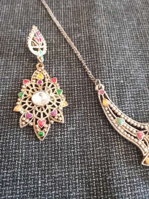 Vintage necklace and matching earrings set