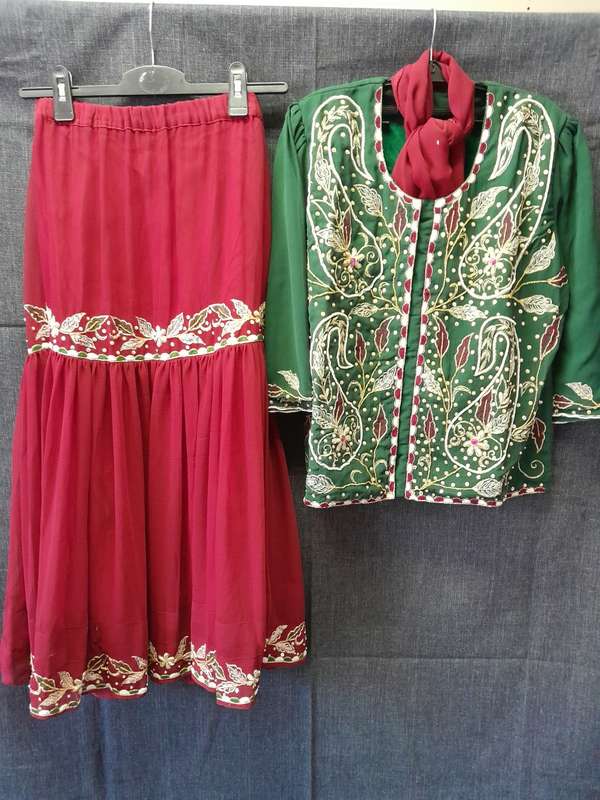 Maroon Green sari blouse and skirt set