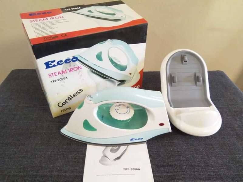 Cordless Steam Clothes Iron