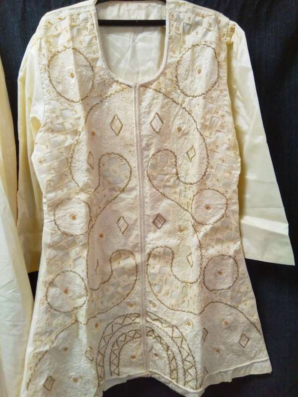Cream sari top and skirt set
