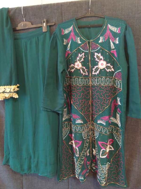 Green embroidered suit sari set