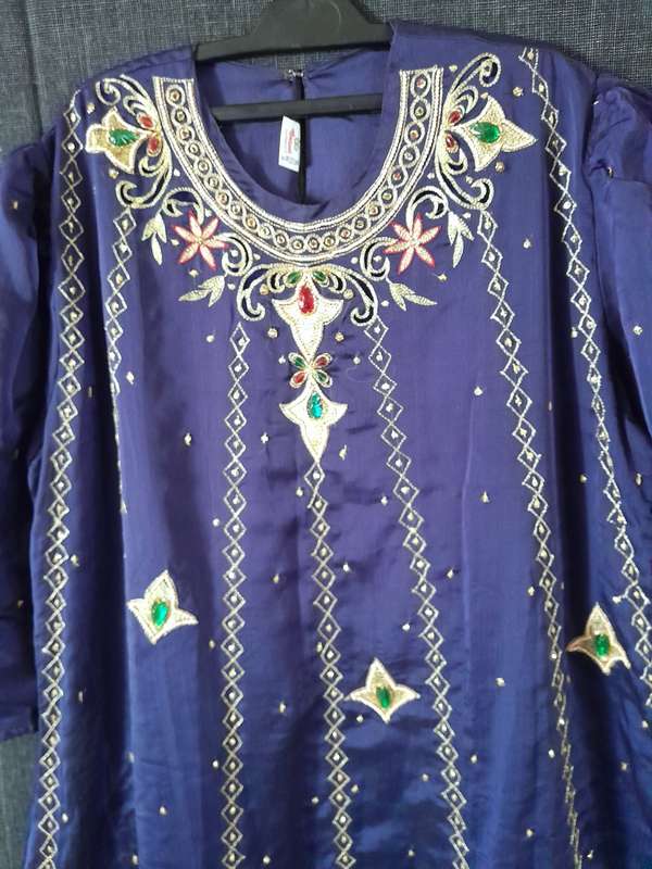 Eastern evening dress Navy blue and gold embroidered