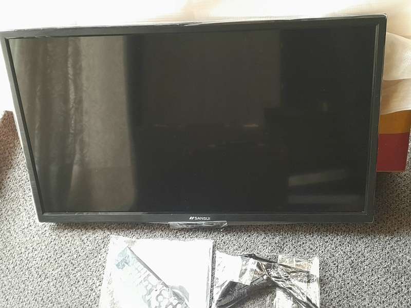 Sansui 28 inch HD LED TV / Or use as CCTV monitor / Or with media player