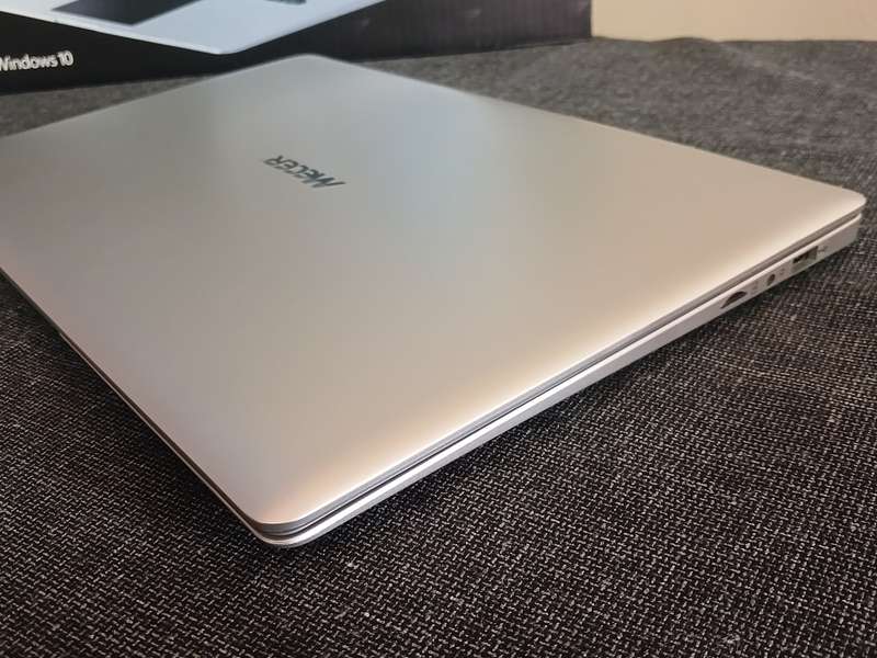 Mecer Z140C 14inch Windows 10 laptop