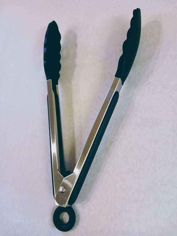 Silicone tongs with soft grip steel handle