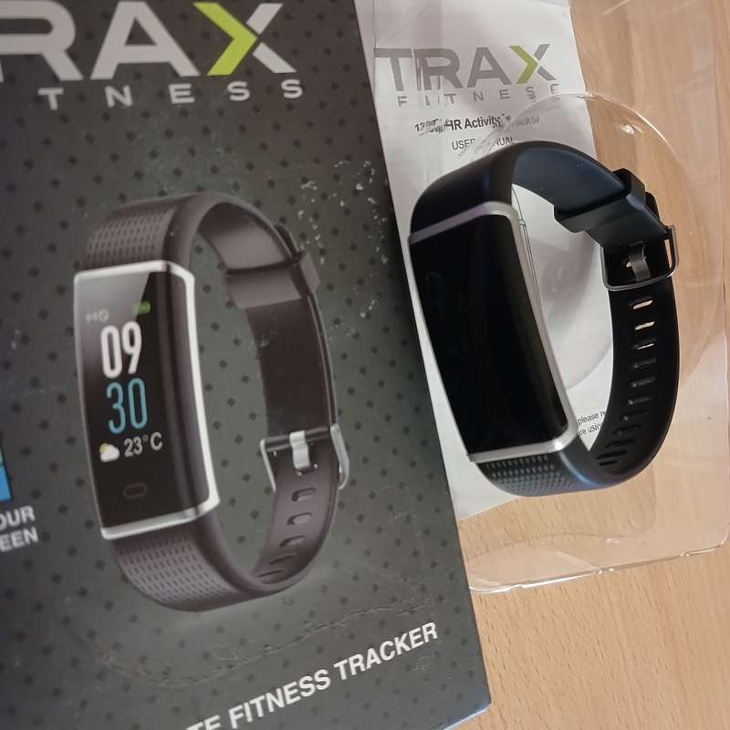 Trax fitness tracker strap 2025