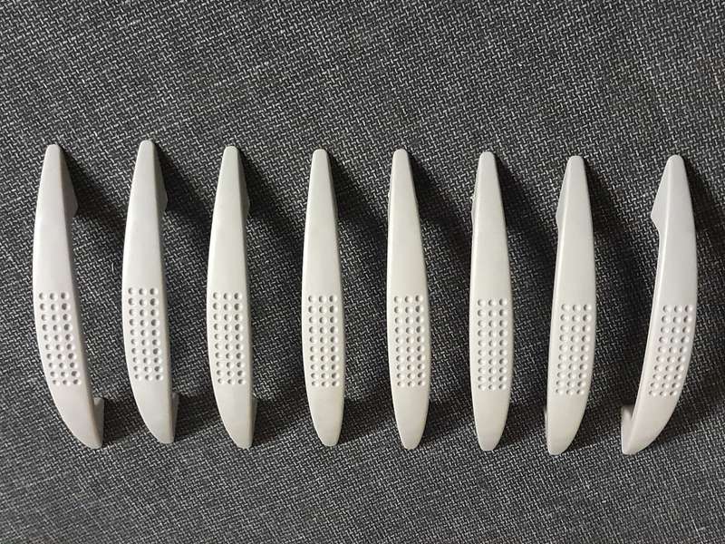 Door handles x 8