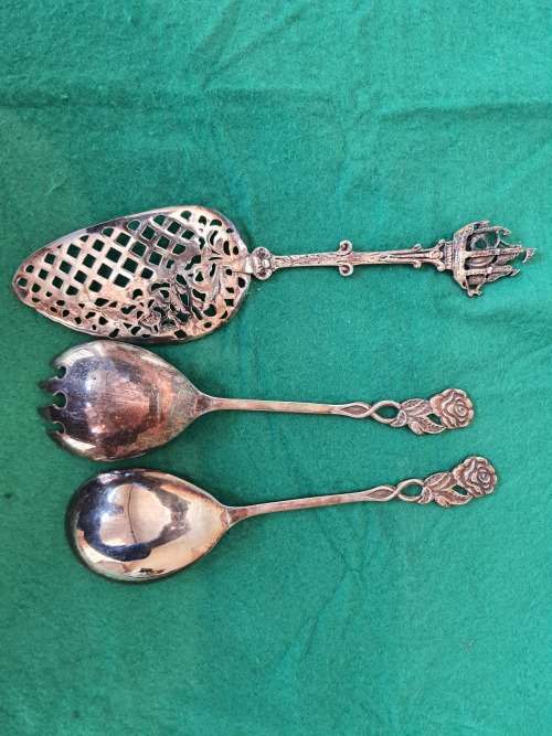 SIVER PLATED SERVING CUTLERY QUANTITY VERY ELEGANT IN DESIGN 3