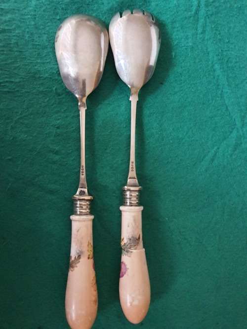 ANTIQUE EPNS SERVING SPOON AND FORK SPOON DESIGN SET WITH PORCILIN HANDLES