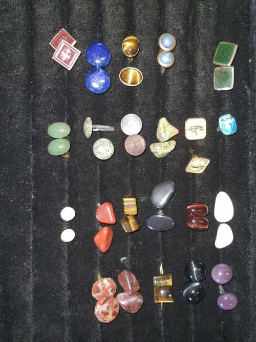 A JOBLOT MENS CUFFLINKS ALL VINTAGE WITH JADE AND TIGERS EYE STONE GOLDPLATED