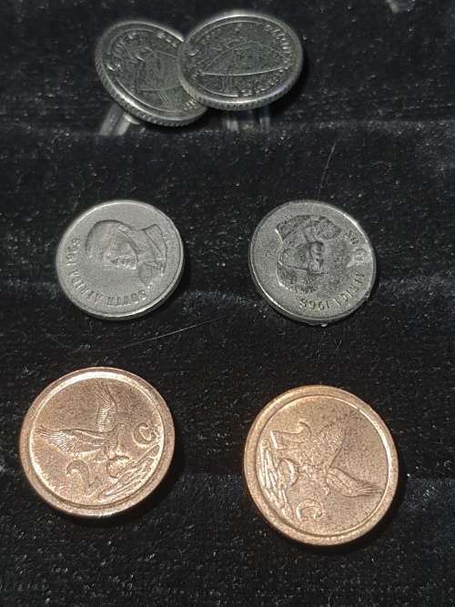 A JOBLOT COIN CUFFLINKS