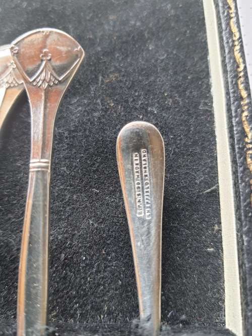 VINTAGE DESERT SERVING SPOONS AND FORKS