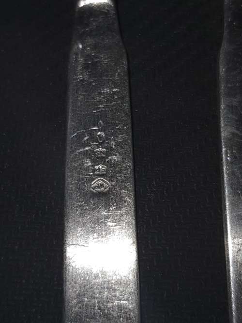 A JOBLOT VINTAGE EPNS KNIVES and FORKS 7 EACH IN ALL