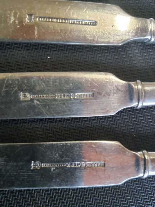 MAPPEN and WEBB 5 KNIVES EPNS
