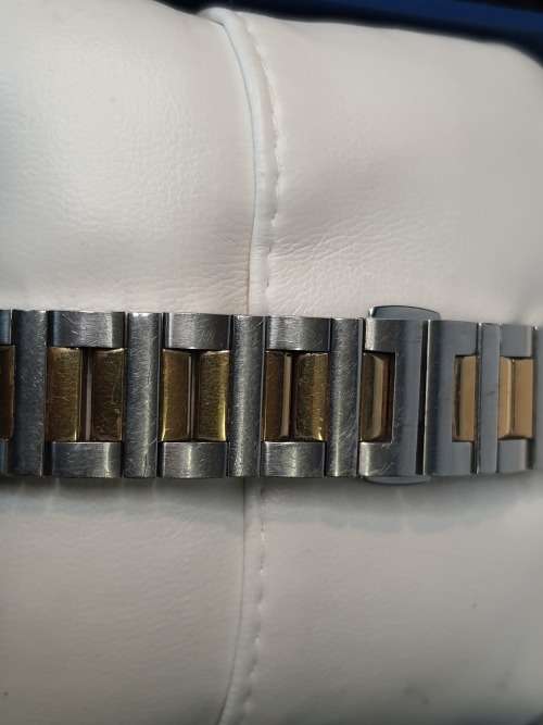 GENUINE ROTARY MENS WATCH WITH ALL DOCUMENTATION AND ITS ORIGINAL BOX SOLD AS IS NOT TESTED