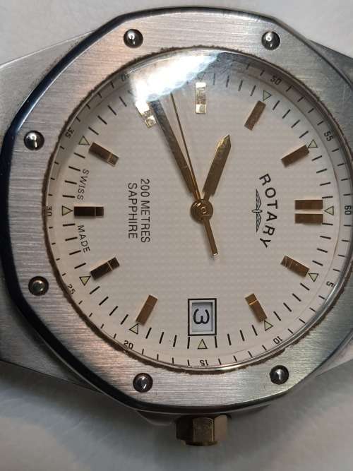 GENUINE ROTARY MENS WATCH WITH ALL DOCUMENTATION AND ITS ORIGINAL BOX SOLD AS IS NOT TESTED