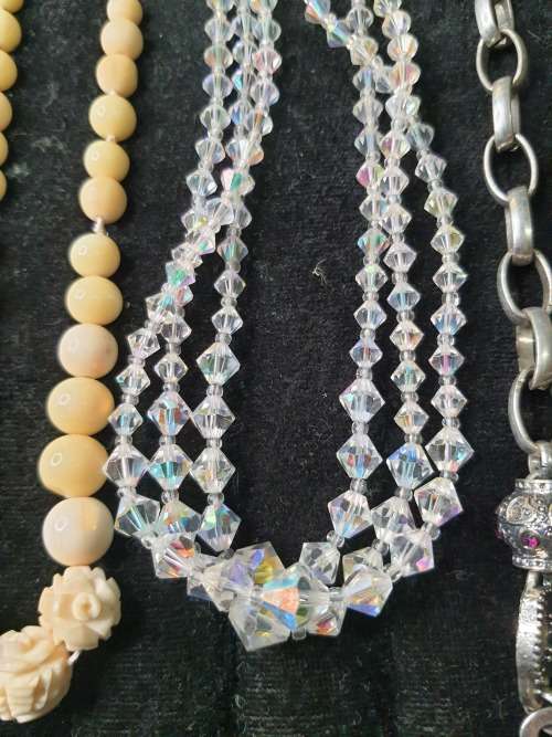 AS COLLECTION OF COSTUME NECKLACES SOLD AS IS
