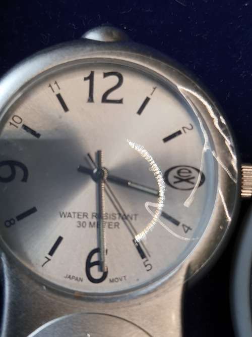 A JOBLOT WOMANS FASHION DRESS WATCHES