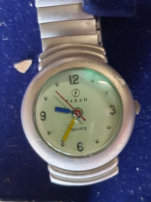 A jab lot quartz woman`s wrist watches sold as is not tested