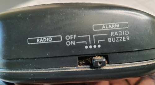 A VINTAGE TELEFUNKEN AM / FM RADIO ALRM CLOCK IN WORKING ORDER SOLD AS IS