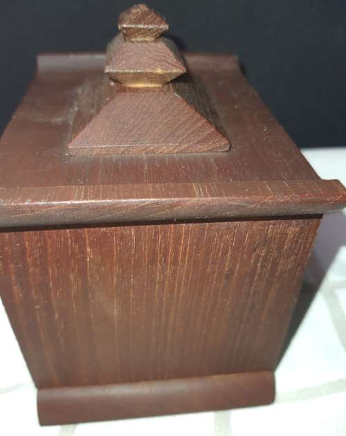 A SET OF COASTER FOR THE HOME PUB MADE OF TEAK TYPE WOOD IN GOOD CONDITION SOLD AS IS