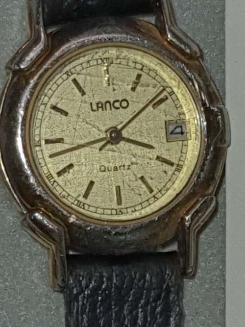 A GENUINE VINTAGE LADIES LANCO QUARTZ IN ITS ORIGINAL BOX SOLD AS IS NOT TESTED