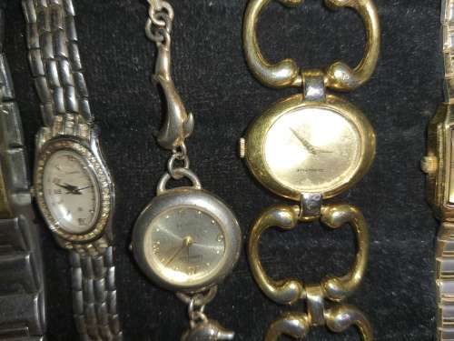 A BULK JOBLOT WOMANS DRESS WATCHES SOLD AS IS NOT TESTED