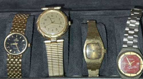A JOBLOT VINTAGE WRIST WATCHES SOLD AS IS NOT TESTED