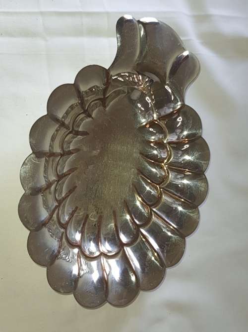 A VINTAGE PATAY FISH BOWL SILVER PLATED SOLD AS IS