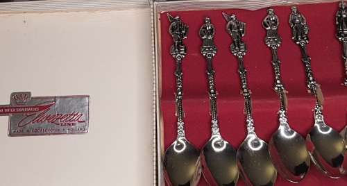 A VINTAGE SET OF A1 DUTCH SILVER WORKS ELIVERETTA LINE TEA SPOONS MADE IN VOORSCHOTTEN HOLLAND SOLD