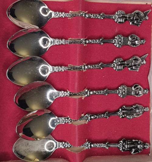 A VINTAGE SET OF A1 DUTCH SILVER WORKS ELIVERETTA LINE TEA SPOONS MADE IN VOORSCHOTTEN HOLLAND SOLD