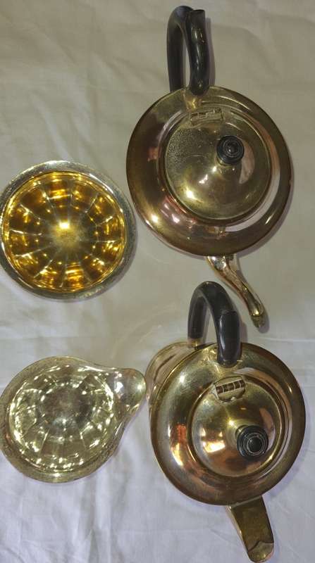 A VINTAGE EPNS SILVER PLATED TEA SET SOLD AS IS