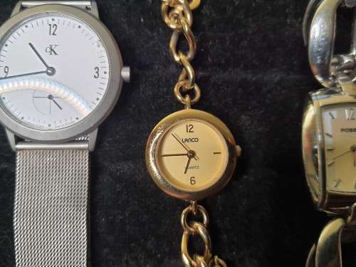 A COLLECTION OF VINTAGE WOMANS QUARTZ WATCHES SOLD AS IS NOT TESTED