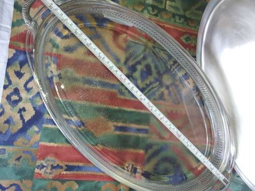 OVAL 18` Silver Plated Casserole with Insert Dish IN  A GREAT CONDITION SOLD AS IS