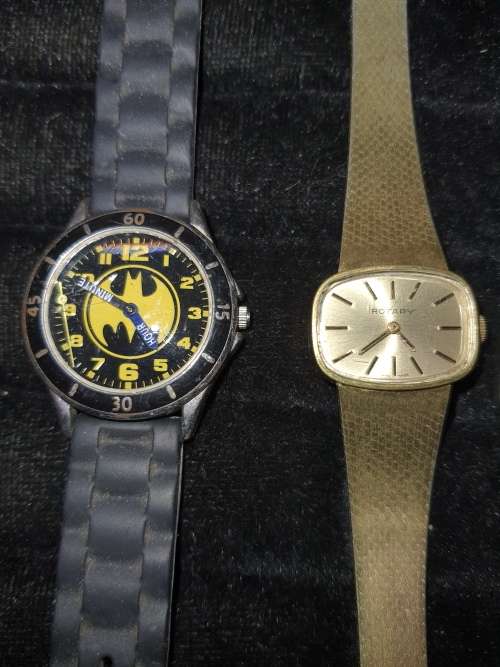 A VINTAGE JOBLOT LADIES WRIST WATCHES SOLD AS IS