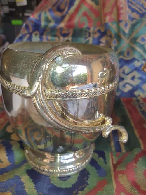 A SET OF TWO VINTAGE SILVER PLATED ROMAN STYLE JUGS