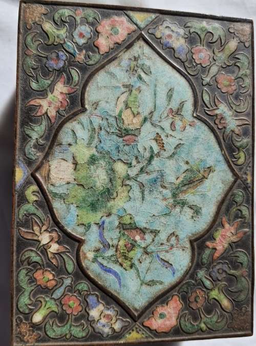 A VINTAGE JEWELRY BOX COPPER CASED