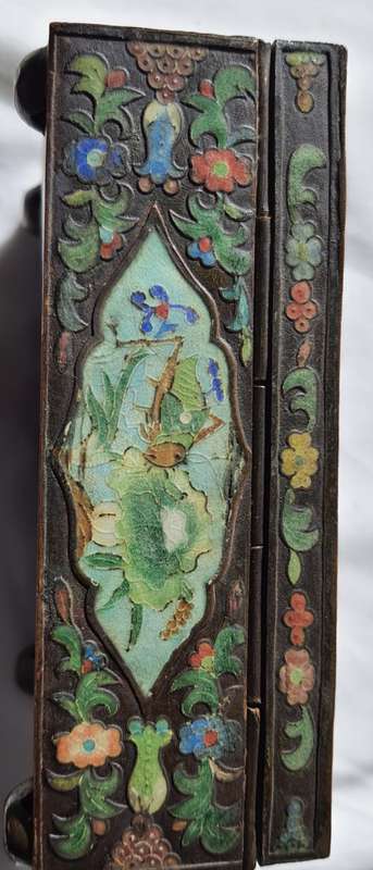 A VINTAGE JEWELRY BOX COPPER CASED