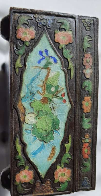 A VINTAGE JEWELRY BOX COPPER CASED