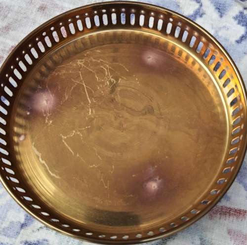 A VINTAGE ROUND EDWARDIAN STYLE SWEATS TRAY SOLD