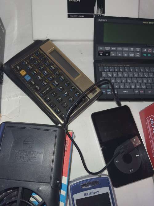 A JOBLOT ELECTRONICS SOLD AS IS