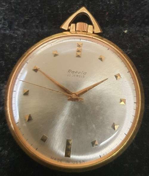 A VINTAGE RUSSIAN RAKETA 23 JEWELS POCKET OR PENDANT WATCH SOLD AS IS NOT TESTED