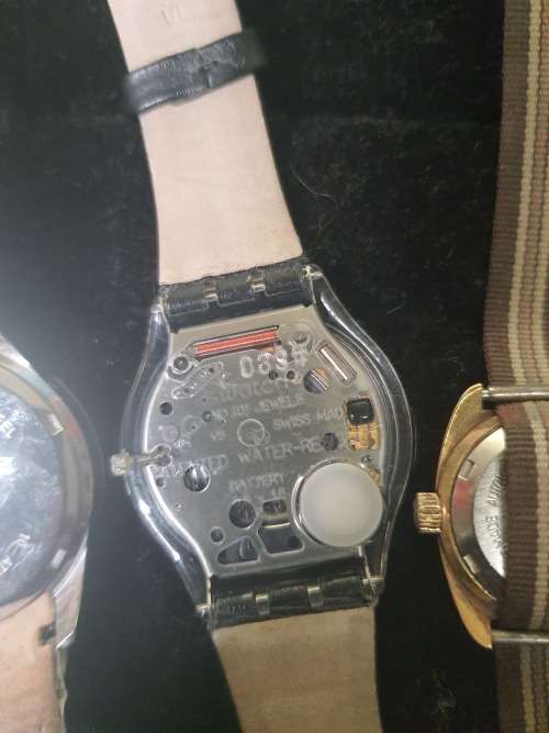 A HIGHLY COLLECTABLE COLLECTION OF VINTAGE WATCHES FOR WOMAN SOLD AS IS NOT TESTED