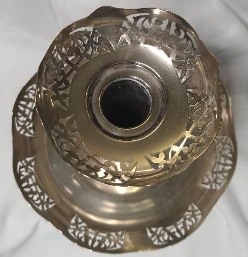 A SILVER PLATED FOUNTAIN STYLE STAND FOR DESERTS OR SWEATS SOLD AS IS
