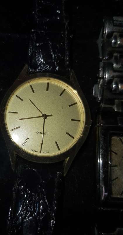 A JOBLOT VINTAGE DRESS WATCHES  SOME ARE WORKING SOLD AS IS NOT TESTED
