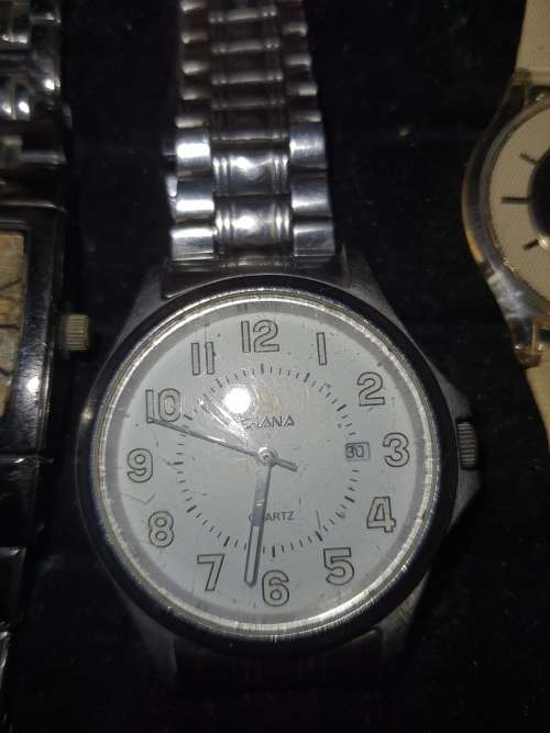 A JOBLOT VINTAGE DRESS WATCHES  SOME ARE WORKING SOLD AS IS NOT TESTED