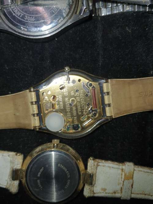 A JOBLOT VINTAGE DRESS WATCHES  SOME ARE WORKING SOLD AS IS NOT TESTED